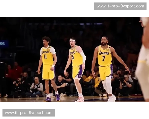 紫金荣耀与硬汉铁血:回望湖人热火之战,那场关于意志的巅峰对决 紫金荣耀与硬汉铁血:回望湖人热火之战,那场关于意志的巅峰对决